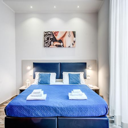 Napoli'S Gold Hotel Екстериор снимка