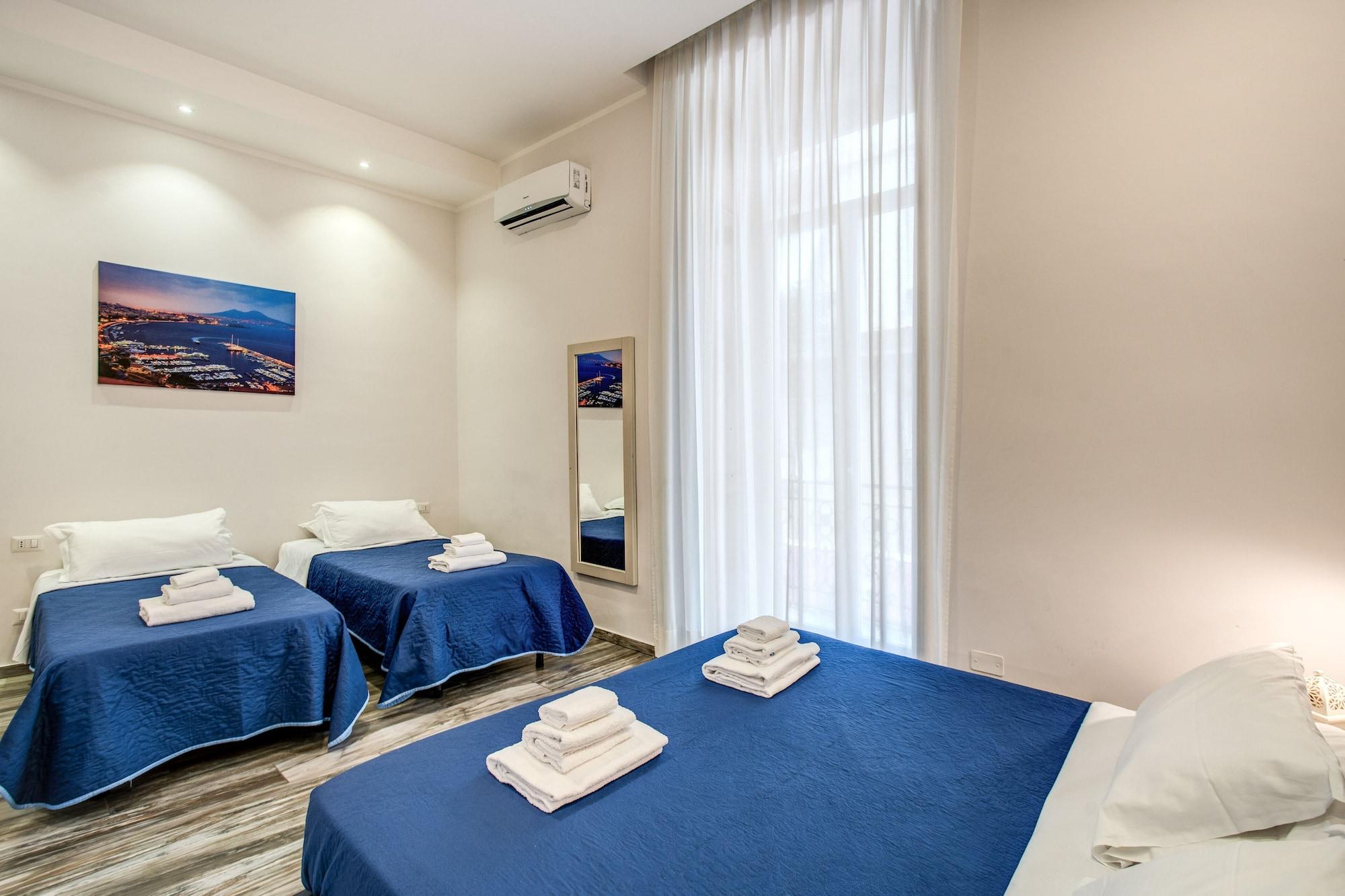 Napoli'S Gold Hotel Екстериор снимка