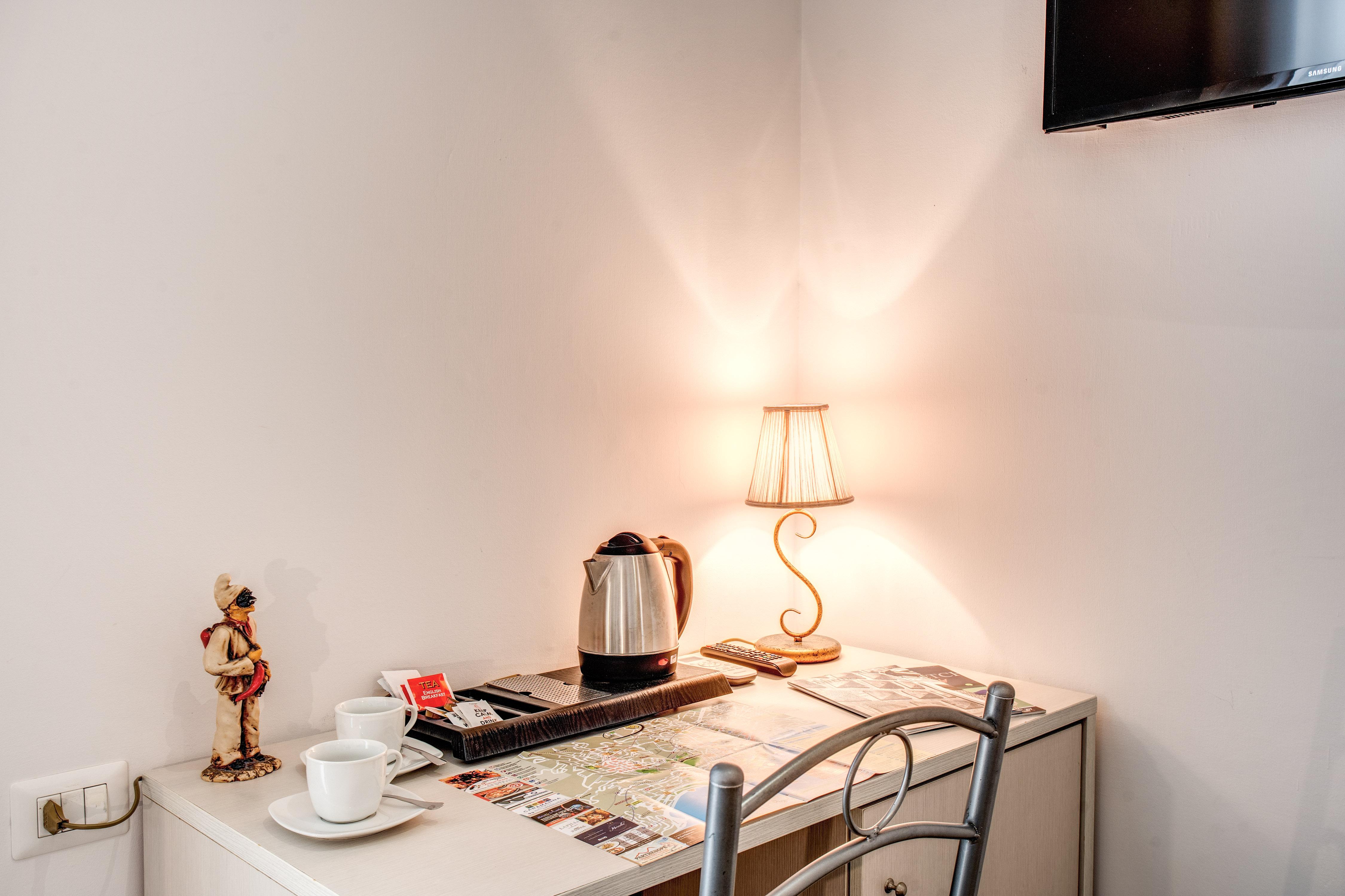 Napoli'S Gold Hotel Екстериор снимка